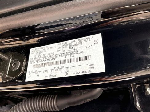 Used 2022 Ford F150 XLT w/ Equipment Group 302A High image 32