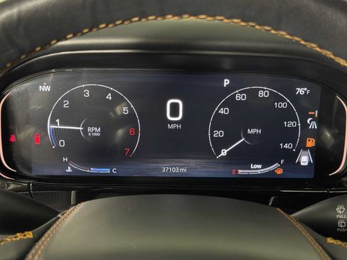Used 2024 Jeep Grand Wagoneer L Series III w/ Rear Seat Video Group 1 AWD/4WD image 31
