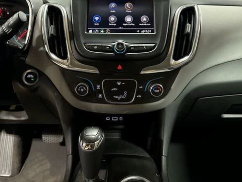 Used 2021 Chevrolet Equinox LS AWD/4WD image 21