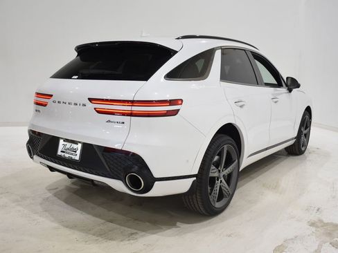 Used 2025 Genesis GV70 3.5T Sport w/ Sport Advanced Package image 4