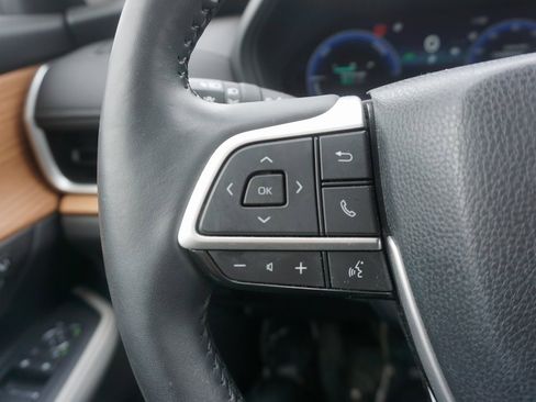 Used 2024 Toyota Grand Highlander Limited image 4