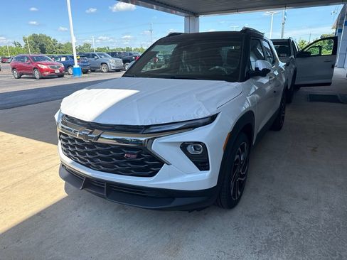 New 2026 Chevrolet TrailBlazer RS w/ Convenience Package FWD image 1