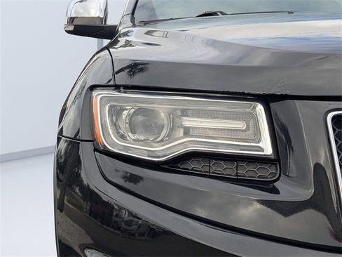 Used 2015 Jeep Grand Cherokee Overland image 10