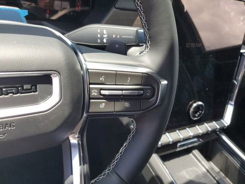 New 2026 GMC Acadia Denali w/ Super Cruise Package FWD image 27