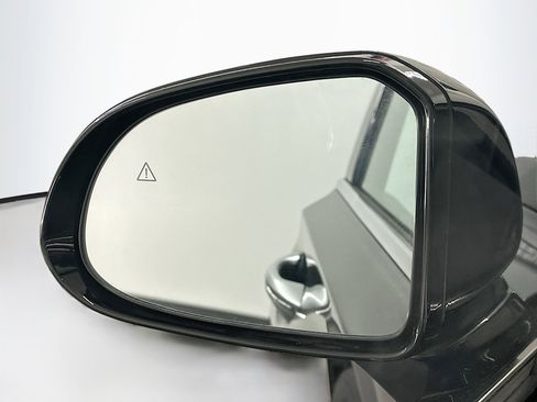 Used 2023 Hyundai Santa Fe XRT image 16