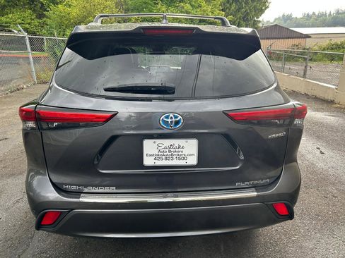 Used 2021 Toyota Highlander Platinum AWD/4WD image 6