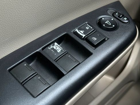 Used 2012 Honda Civic LX image 23