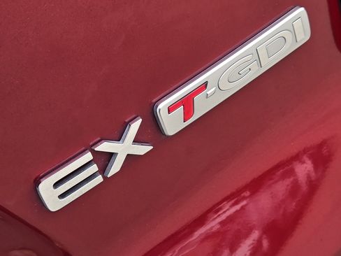 Used 2021 Kia Sorento EX w/ Panoramic Sunroof Package image 17