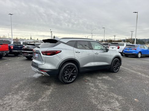 Used 2024 Chevrolet Blazer LT w/ Sound & Technology Package image 6