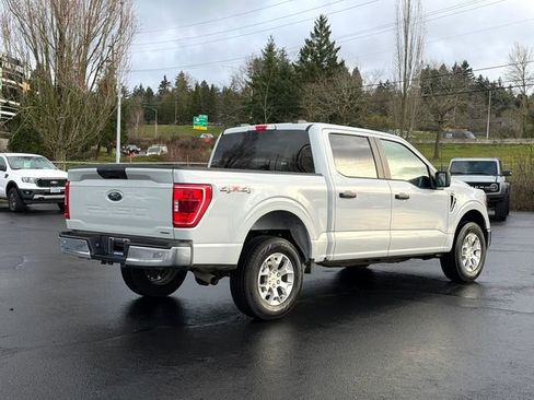 Used 2023 Ford F150 XLT image 3