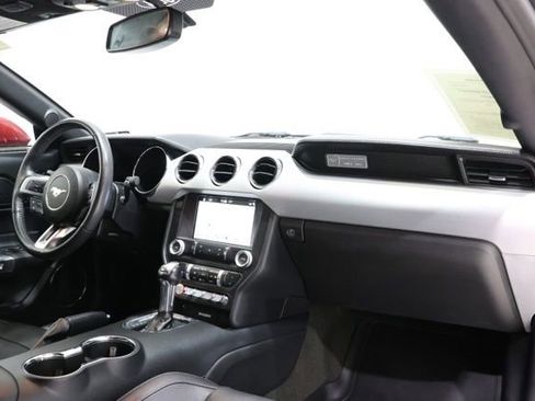 Used 2017 Ford Mustang GT Premium RWD image 19
