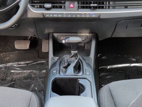 Used 2025 Kia K4 FWD image 17