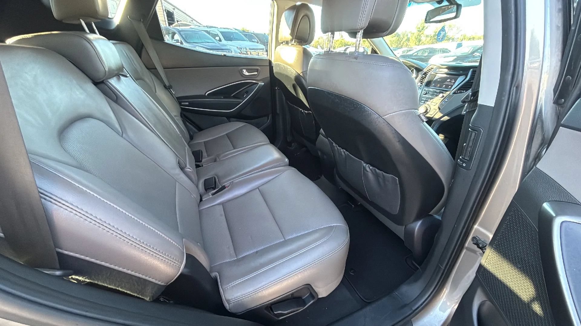 Used 2018 Hyundai Santa Fe Sport FWD image 19