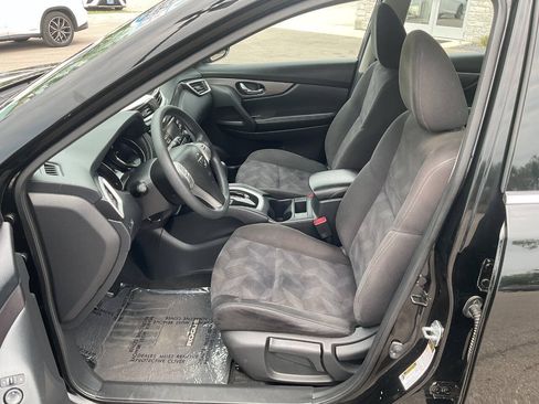 Used 2015 Nissan Rogue S AWD/4WD image 13
