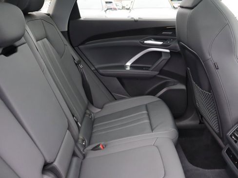 Used 2025 Audi Q5 Premium Plus w/ Premium Plus image 21