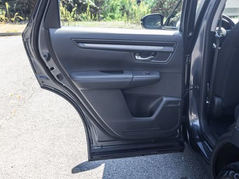 Used 2024 Honda CR-V LX image 19