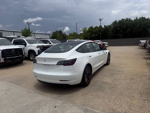 Used 2023 Tesla Model 3 Standard Range RWD image 5