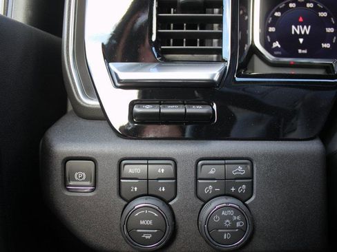 New 2026 Chevrolet Silverado 2500 LTZ w/ LTZ Plus Package image 12