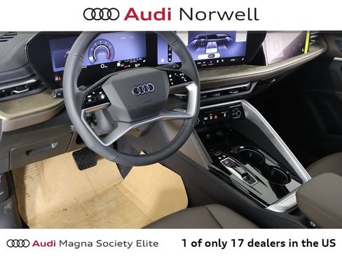 New 2026 Audi Q5 Premium Plus AWD/4WD image 2