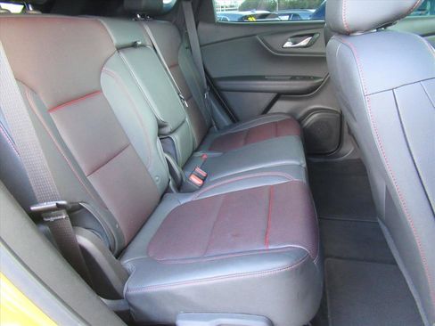 Used 2022 Chevrolet Blazer RS w/ Enhanced Convenience Package image 28