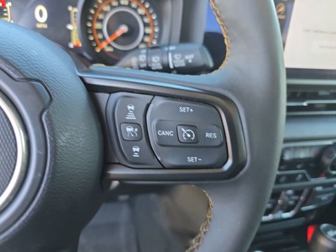 Used 2024 Jeep Wrangler Sport S image 30