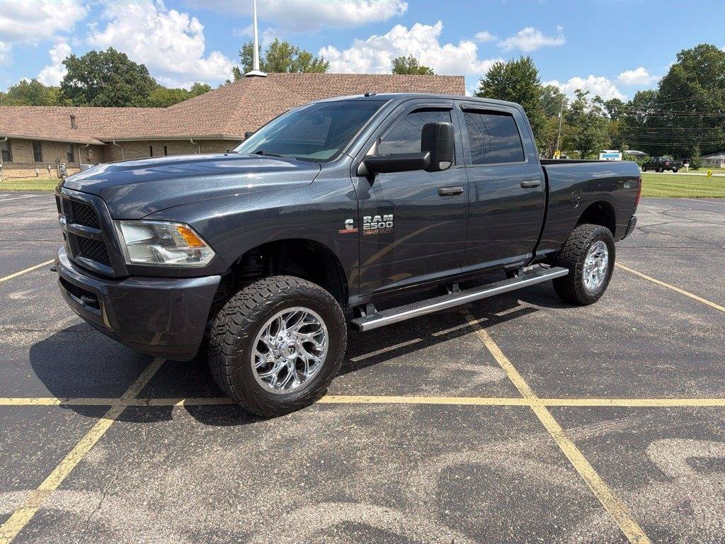 Used 2014 RAM 2500 Tradesman w/ Chrome Appearance Group AWD/4WD image 2