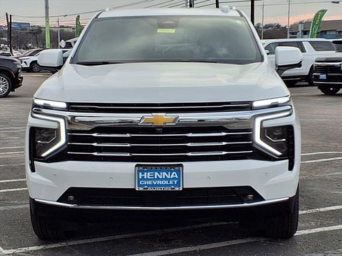 New 2026 Chevrolet Suburban LT w/ Comfort Package image 2