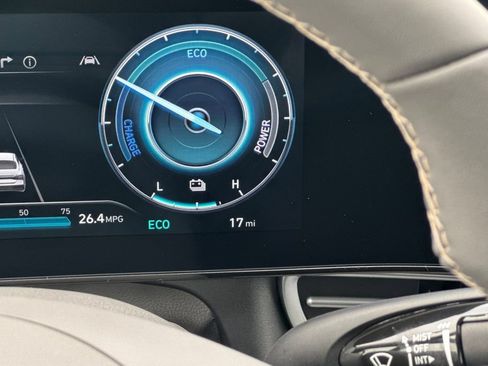 New 2026 Hyundai Elantra Sport FWD image 30