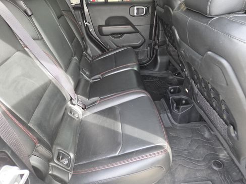 Used 2021 Jeep Gladiator Rubicon AWD/4WD image 29