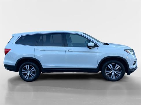Used 2017 Honda Pilot EX-L image 3