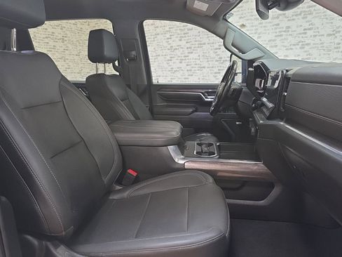 Used 2024 Chevrolet Silverado 3500 LTZ w/ LTZ Convenience Package image 16