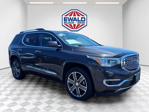 Certified 2019 GMC Acadia Denali w/ Technology Package AWD/4WD image 2