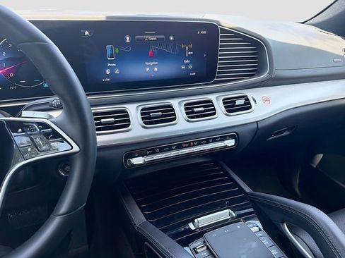 Used 2026 Mercedes-Benz GLE 350 4MATIC w/ Driver Assistance Package image 27