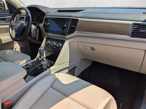 Used 2018 Volkswagen Atlas SEL AWD/4WD image 23