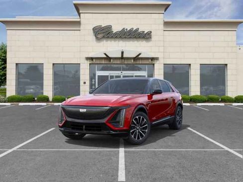 New 2026 Cadillac Lyriq Premium Sport AWD/4WD image 9