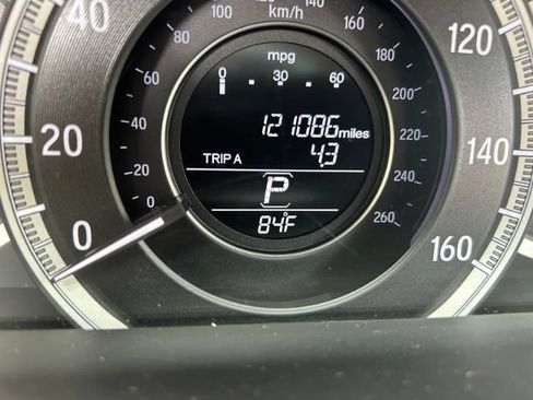 Used 2017 Honda Accord LX image 35