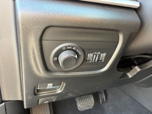 New 2026 Jeep Grand Cherokee 4WD image 16