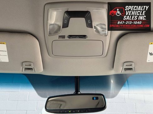 Used 2016 Toyota Sienna LE FWD image 37