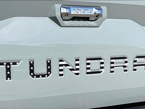 Used 2025 Toyota Tundra Limited image 28
