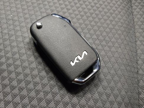 Used 2022 Kia Soul LX w/ Technology Package image 32