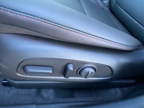 New 2026 Chevrolet Trax RS w/ Sunroof Package image 17