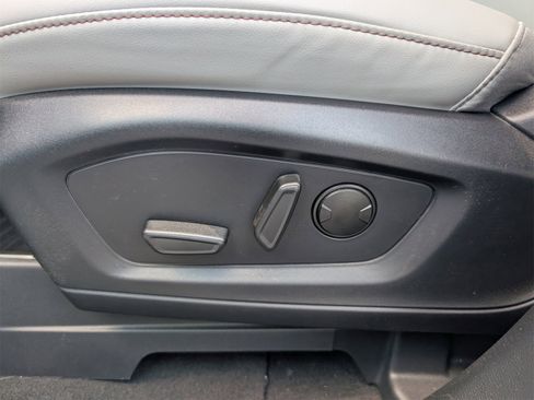 New 2025 Ford Explorer Active w/ Active Comfort Package image 16