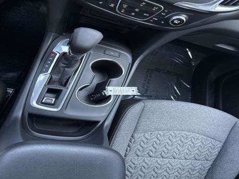 Used 2024 Chevrolet Equinox LT w/ LPO, Floor Liner Package AWD/4WD image 21
