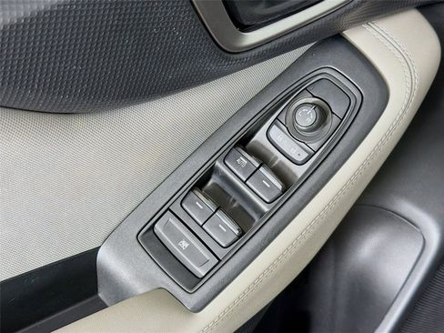 Used 2024 Subaru Forester AWD/4WD image 23