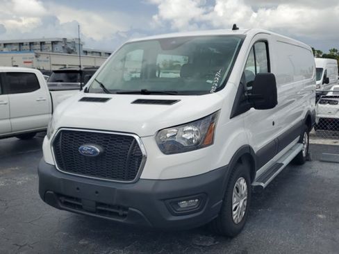 Used 2023 Ford Transit 250 Low Roof w/ Exterior Upgrade Package RWD image 3