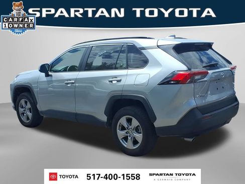 Used 2024 Toyota RAV4 XLE FWD image 9