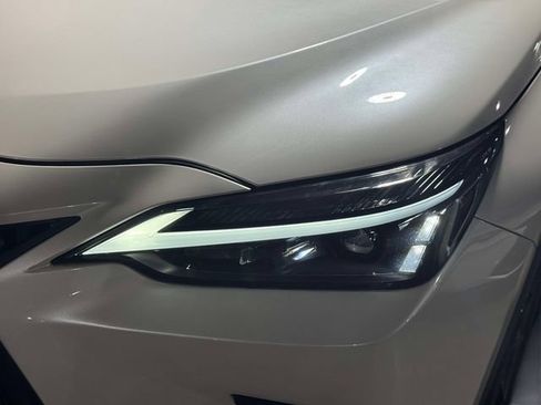 Used 2022 Lexus NX 350h AWD w/ Towing Package (2000 Lbs) image 11