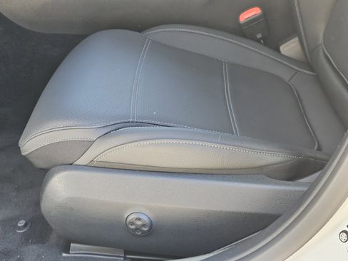 Certified 2025 Mercedes-Benz C 300 4MATIC Sedan image 25