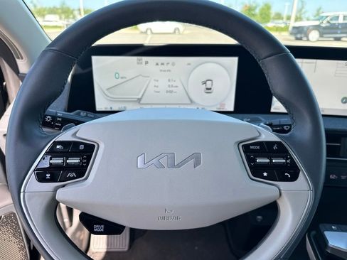 Used 2023 Kia EV6 Wind RWD image 20