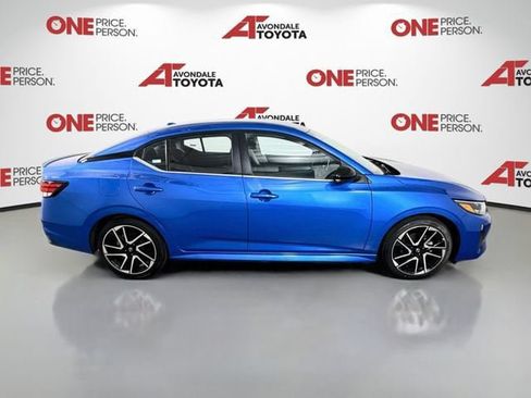 Used 2025 Nissan Sentra SR FWD image 8